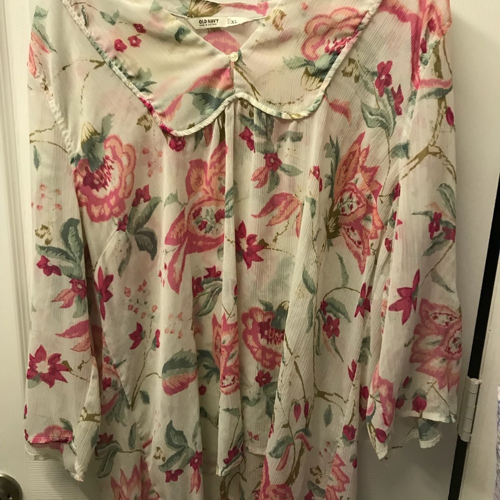 Floral, shear blouse from Old Navy.